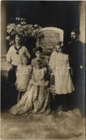 1906 I. Ferdinánd román király és Mária királyné gyermekeikkel / Romanian royal family, Ferdinand I of Romania and Marie, Edit. C. Sfetea