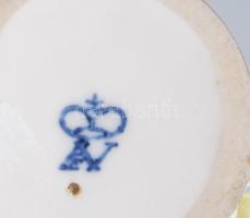 cca 1900 Alteste Volkstedt táncosnő, szoknyáján hiányokkal, jelzett, m: 12 cm