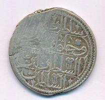 Oszmán Birodalom 1731 (1143) Kurus Ag "I. Mahmud" (23,57g) T:VF patina, durva ph., rep.
O...