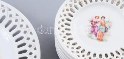 Victoria cseh historizáló mintás süteményes szett, jelzett, d: 12-22 cm