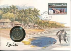 Kiribati 1989. 2$ "A függetlenség 10. évfordulója" forgalmi emlékérme felbélyegzett borítékban, bélyegzéssel, német nyelvű tájékoztatóval T:AU patina Kiribati 1989. 2 Dollars "10th Anniversary of Independence" circulating commemorative coin in envelope with stamp, cancellation and a prospectus in german C:AU patina