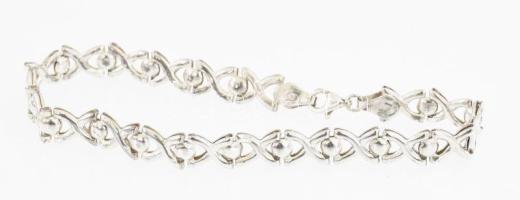 Ezüst(Ag) karkötő, jelzett, h: 22 cm, nettó: 7,5 g