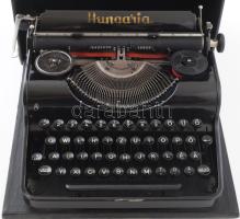 cca 1930, Hungaria írógép, tokjában, jó állapotban, magyar nyelvű billentyűzettel