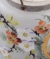 cca 20. sz. eleje, Üveg keksztartó, korrodált fém szerelékkel, historizáló jelenetes és virágos mint...