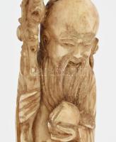 Kínai bölcs. Faragott csont szobor, m: 21,5 cm