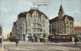 Nagyvárad Hotel Fekete Sas and bank with trams