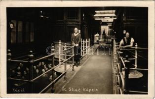 1925 Szliács-fürdő, Kúpele Sliac; I. és II. fürdő, belső fürdőzőkkel / spa, bathhouse, interior with bathers. photo