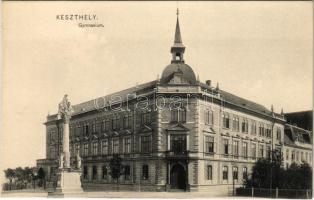 Keszthely, gimnázium, Szentháromság szobor