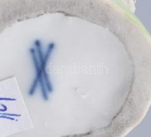 Antik német porcelán figura, cca 19. sz., jelzett, sérült, m: 11 cm