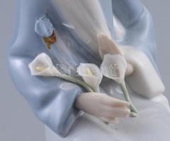 Lladro ülő lány, jelzett, sérült, m: 24 cm