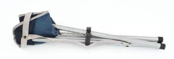 Összecsukható szék, csukva h: 53 cm