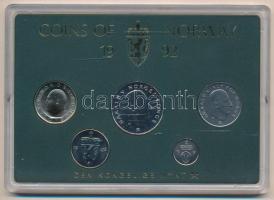 Norvégia 1992. 10ö-10K (5xklf) forgalmi sor műanyag tokban T:UNC Norway 1992. 10 Öre - 10 Kroner (5xdiff) coin set in original plastic case C:UNC