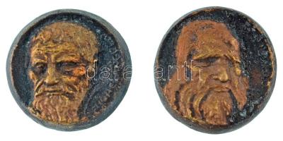 Olaszország DN &quot;Leonardo&quot; + &quot;Michelangelo&quot; 2xklf öntött bronz emlékérem (~28mm) T:XF patina Italy ND &quot;Leonardo&quot; + &quot;Michelangelo&quot; 2xdiff cast bronze medallions (~28mm) C:XF patina