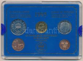 Svédország 1995. 50ö-10K (4xklf) forgalmi sor + verde zseton műanyag tokban T:UNC karcos tok Sweden 1995. 50 Öre - 10 Kronor (4xdiff) coin set + mint jeton in plastic case C:UNC scratched case