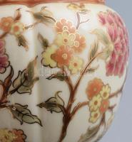 Zsolnay virágmintás áttört peremű kaspó. Jelzett, hibátlan, m: 10 cm