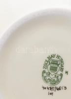 Zsolnay virágmintás váza. Jelzett, hibátlan, m: 13 cm