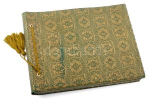 cca 1930-1960 Családi fotóalbum, kb. 50 db vegyes fotóval: esküvői fotó, katonafotó, gyerekek, stb. ...