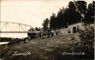 1941 Tiszaug, Strandfürdő a híddal, Szántó László strandbüféje, Dreher Szent János sör. photo (fl)