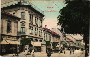 1907 Miskolc, Széchenyi utca, Pannonia szálloda, villamos, Weissberg Adolf Özv. utóda üzlete, lovashintók, Ruha és Kelme Forrás a Turistához (Rb)