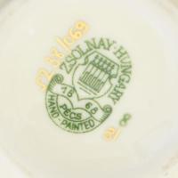 Zsolnay váza. Jelzett, kézzel festett, hibátlan, m: 11,5 cm