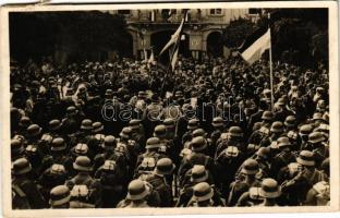 1938 Ipolyság, Sahy; bevonulás, katonák / entry of the Hungarian troops, soldiers + "1938 Ipolyság Az Első Visszatért Magyar Város" So. Stpl.