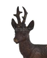Antik részletesen kidolgozott patinált bronz szarvas, márvány talapzaton, kopással, 8,5 x 10 cm