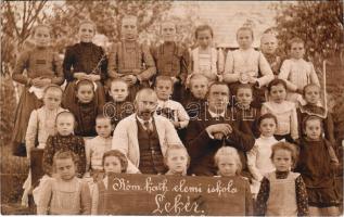 Lekér, Hronovce, Cajakovo; Római katolikus elemi iskola csoportképe diákokkal és tanárokkal / school group photo with students and teachers (fl)