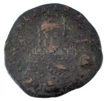 Bizánci Birodalom ~8. század. AE Follis (6,14g) T:F Byzantine Empire ~8th century AE Follis (6,14g) C:F