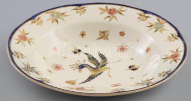 Zsolnay Főnix mintás dísztál. Kézzel festett, jelzett, tervező: Szabó Kinga, hibátlan, d: 23,5 cm