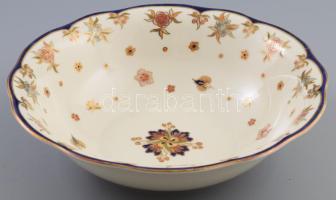 Zsolnay Főnix mintás kínáló. Kézzel festett, jelzett, tervező: Szabó Kinga, hibátlan, d: 25,5 cm, m:...