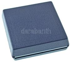 Németország DN "Radschlägerbrunnen Düsseldorf" kétoldalas, jelzett Ag emlékérem dísztokban...