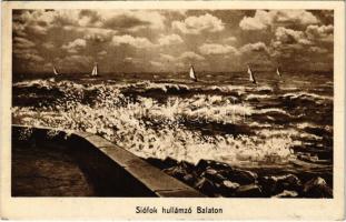 1939 Siófok, Hullámzó Balaton