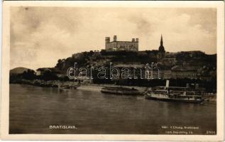 Pozsony, Pressburg, Bratislava; vár, Dunai városi uszoda, "JUPITER" lapátkerekes gőzhajó / castle, Danube swimming pool, steamship. V. Chudy