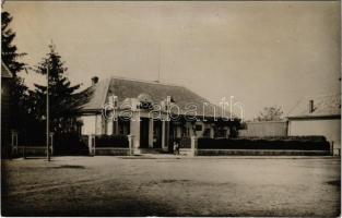 1941 Rimaszécs, Rimavska Sec, Siac; Őrangyal gyógyszertár / pharmacy. Fotó Gyurcsányi Losonc, photo + "1941 Ózd-Miskolc 41" vasúti mogzóposta