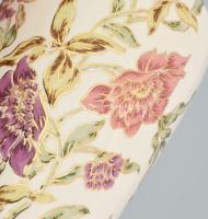 Zsolnay virágcsokor mintás váza. Jelzett, hibátlan, m: 27 cm