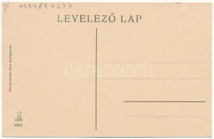 Nyíregyháza, vasútállomás (Pfaff Ferenc által tervezett épület háttérben az első felvételi épület, a...