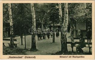 Homoródfürdő, Homoród-fürdő, Baile Homorod; Honterusbad, Birkenhof mit Musikpavillon / Honterus fürdő, nyírfa udvar zenepavilonnal. Johann Weiss kiadása. F. Theil felvétele / spa, bath, birch yard with music pavilion