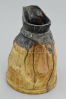 Spanyol design kancsó. Címkével jelzett, minimális pattogzással, m: 16,5 cm