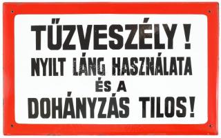 Antik zománcozott jelzőtábla, &quot;Tűzveszély! Nyilt láng használata és a dohányzás tilos!&quot; felirattal, kis hibákkal, 25x40 cm