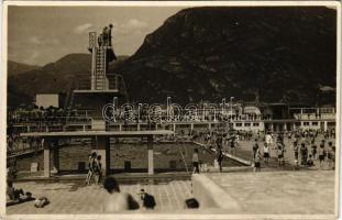 Bolzano, Bozen (Südtirol); Strand / swimming pool. E. Largajolli Foto, photo