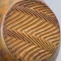 Kancsó. Óbánya, cca 1900, mázkopással, m: 21,5 cm