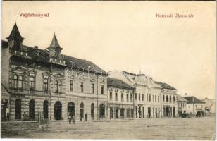 1912 Vajdahunyad, Hunedoara; Hunyadi János tér, gyógyszertár, Központi szálloda, Tóth Ede és Erdős József üzlete / square, shops, hotel, pharmacy, shops