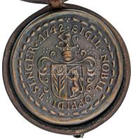 Tóth Sándor (1933-2019) "Csenger / Tsenger 1742 sigil nobil oppidi" kétoldalas bronz plake...