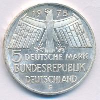 NSZK 1975F 5M Ag "Európai műemlékvédelmi év" T:UNC,AU
FRG 1975F 5 Mark Ag "European ...