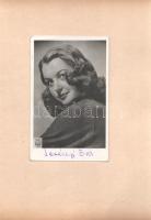 Serényi Éva (1922-1994) színésznő aláírt fiatalkori fényképe. Mérete: 135x85 mm, egy 245x173 mm-es k...