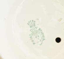 Royal Dux Bohemia kisplasztika - Carmen. Polikróm mázakkal fedett öntött finomfajansz. Jelzett, kis ...