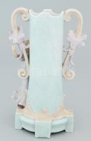 cca 1900, Art nouveau váza, kapaszkodó kislány alakjával. Festett biszkvit porcelán, plasztikus növé...