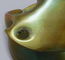 Zsolnay kisplasztika - Lendület. Terv.: T Surányi Anna. Eozin mázakkal bevont öntött finomfajansz. J...