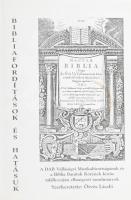 Ötvös László: Bibliafordításuk és hatásuk. Szerk.: Dr. - -. A szerkesztő, Ötvös László által Molnár József (1918-2009) emigráns magyar író, könyvkiadó, nyomdász, folyóirat szerkesztő, az Aurora Kiadó szerkesztője részére DEDIKÁLT példány. A DAB Vallásügyi Munkábizottságának és a Biblia-Barátok Körének közös találkozóján elhangzott tanulmányok. Debrecen, 2002., Biblia - Barátok Köre. Kiadói papírkötés, kissé foltos borítóval.