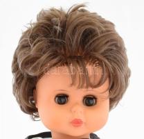 Játékbaba, csukódó szemekkel, m: 55 cm